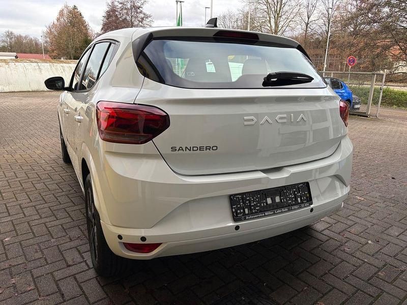 Gebraucht Dacia Sandero Journey 91 PS (66 kW) 2025 Weiß Limousine