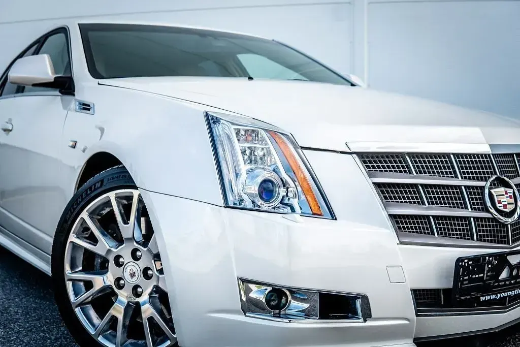 Gebraucht Cadillac CTS 311 PS (228 kW) 2009 Weiß Limousine