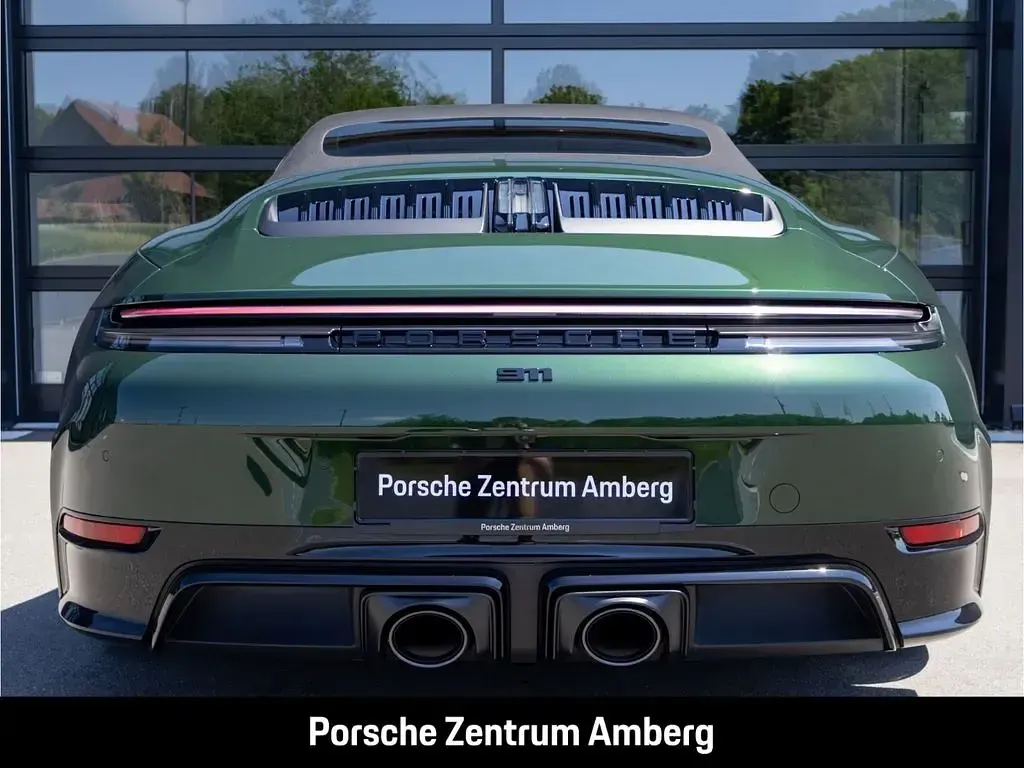 Neu Porsche 992 541 PS (397 kW) 2026 Oakgrünmetallic neo Cabrio