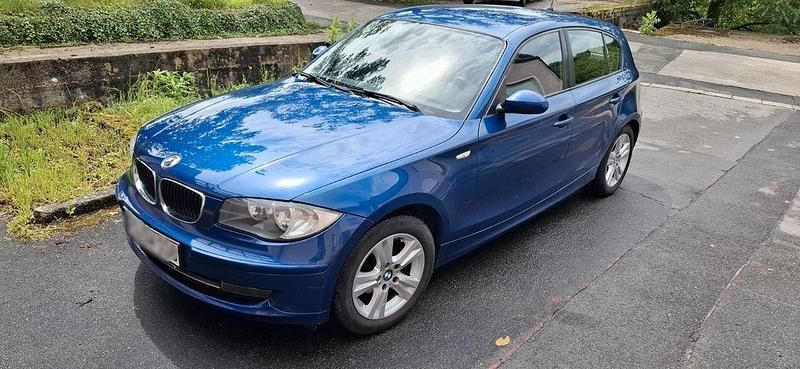 Gebraucht BMW 116 122 PS (89 kW) 2008 Blau Kleinwagen