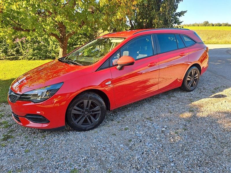 Rot Gebraucht 2019 Opel Astra Kombi | 13.800 € (Teuer) - Bild 1/4