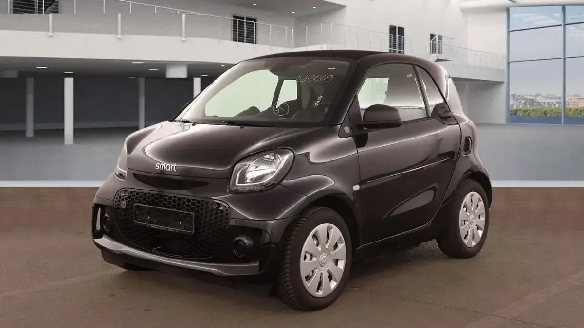 Usata Smart ForTwo Coupé 60 kW (82 CV) 2021 Nero Utilitaria