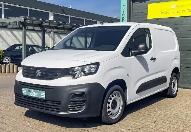Weiß Gebraucht 2019 Peugeot Partner Van / Kleinbus | 8.970 € (Guter Preis) - Bild 1/4