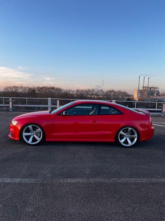 Gebraucht Audi RS5 Comfort 450 PS (330 kW) 2010 Rot Coupé