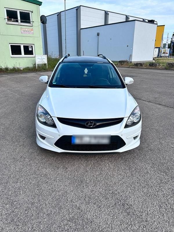 Gebraucht 2011 Hyundai i30 Kombi | 3.399 € (Fairer Preis) - Bild 1/4