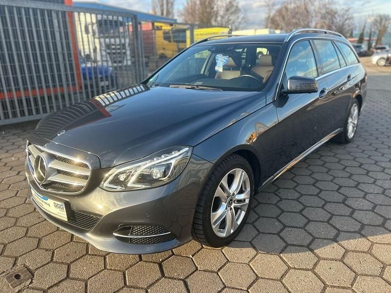 Gebraucht Mercedes E350 Avantgarde 258 PS (189 kW) 2014 Grau Kombi