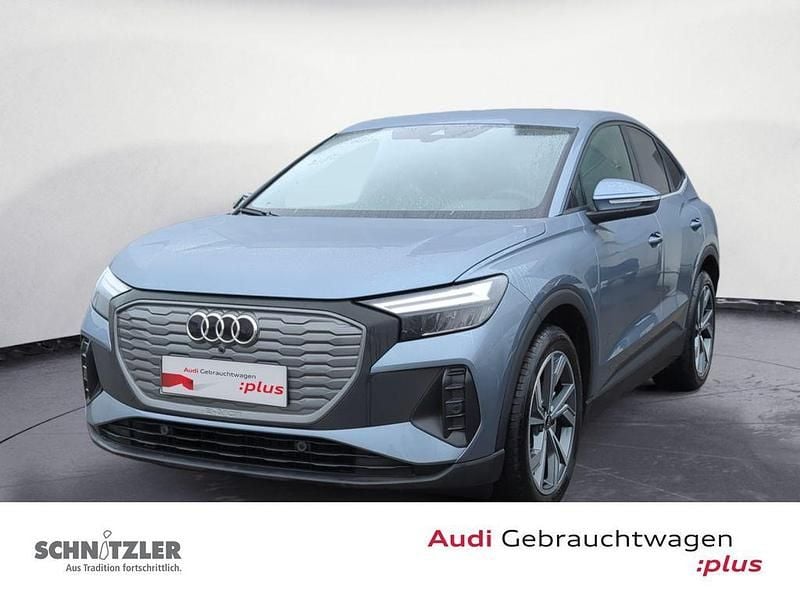 Blau Gebraucht 2025 Audi Q4 Sportback e-tron SUV | 42.980 € (Superpreis) - Bild 1/4