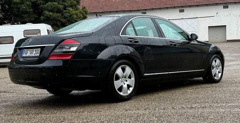 Usata Mercedes S320 235 CV (172 kW) 2006 Nero Berlina