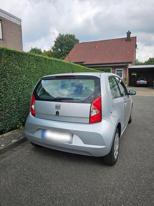 Gebraucht Seat Mii 60 PS (44 kW) 2012 Silber Kleinwagen