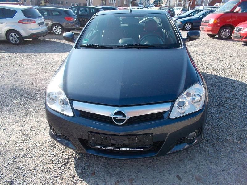 Gebraucht Opel Tigra Edition 90 PS (66 kW) 2009 Schwarz Cabrio