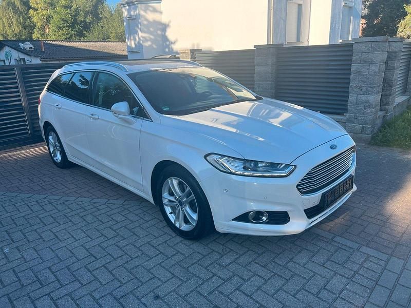 Gebraucht Ford Mondeo Titanium 241 PS (177 kW) 2016 Weiß Kombi