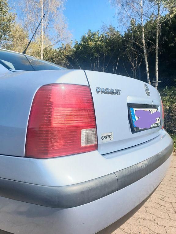 Gebraucht VW Passat Edition 101 PS (74 kW) 2000 Blau Limousine