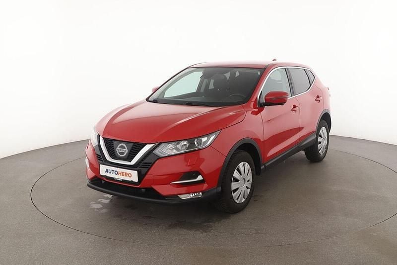 Rot Gebraucht 2017 Nissan Qashqai N-Connecta SUV | 15.480 € (Etwas zu teuer) - Bild 1/3