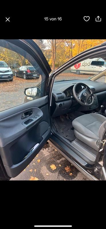 Gebraucht VW Sharan 115 PS (84 kW) 2004 Schwarz Van / Kleinbus
