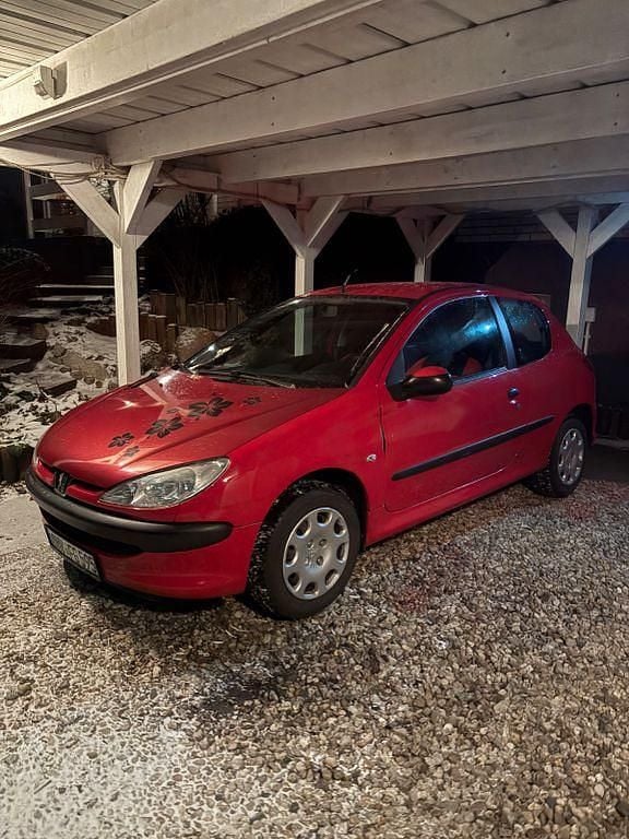 Gebraucht Peugeot 206 75 PS (55 kW) 2008 Schwarz Limousine