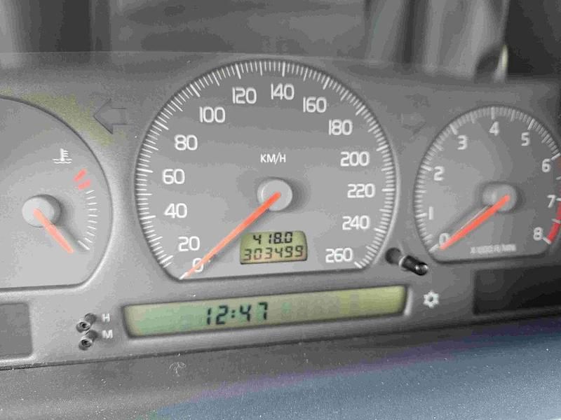 Gebraucht Volvo V70 144 PS (105 kW) 1998 Schwarz Kombi