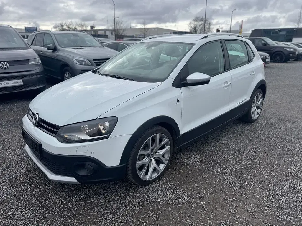 Gebraucht VW Polo Cross 90 PS (66 kW) 2015 Weiß Kleinwagen