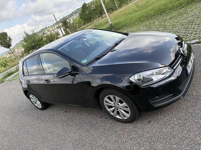 Schwarz Gebraucht 2014 VW Golf VII Comfortline Limousine | 7.500 € (Fairer Preis) - Bild 1/4