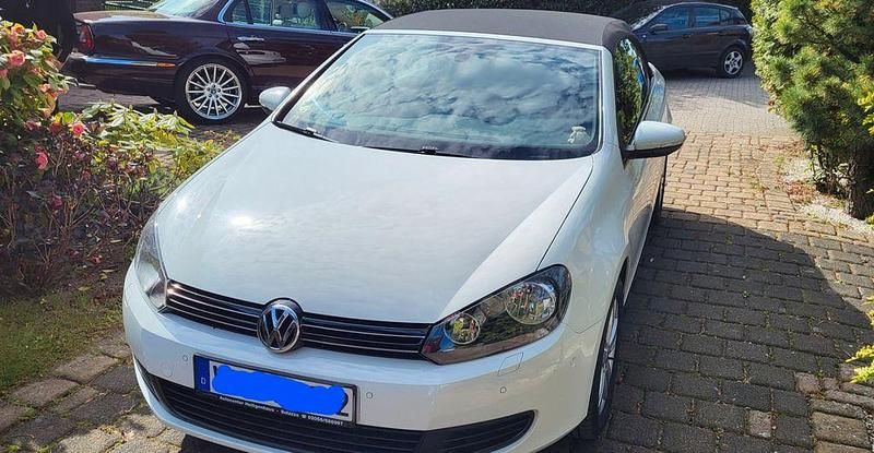 Gebraucht VW Golf Cabriolet 105 PS (77 kW) 2013 Weiß Cabrio
