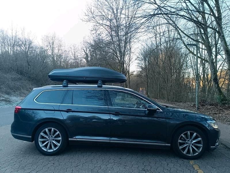 Gebraucht VW Passat 150 PS (110 kW) 2019 Grau Kombi