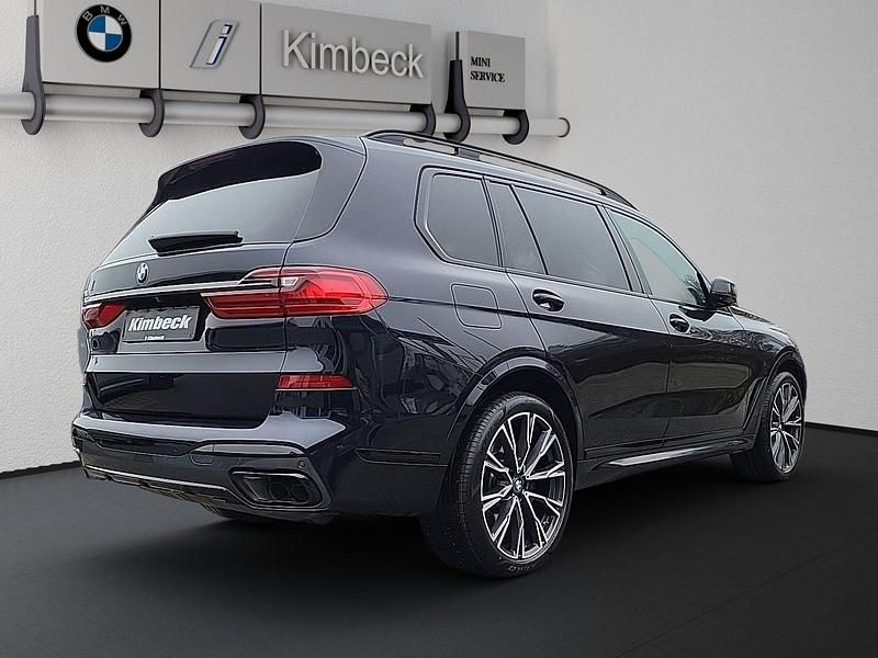 Gebraucht BMW X7 M Sport 530 PS (389 kW) 2021 M carbonschwarz metallic SUV