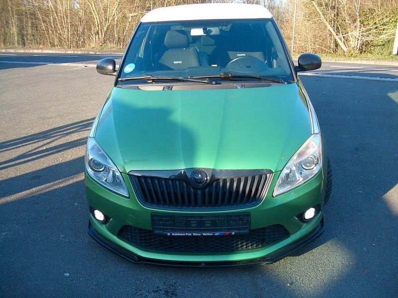 Gebraucht Skoda Fabia RS 179 PS (131 kW) 2010 Grün Limousine