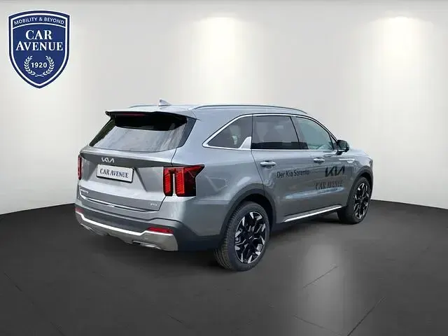 Second-hand Kia Sorento Platinum 194 CP (142 kW) 2025 Gri SUV