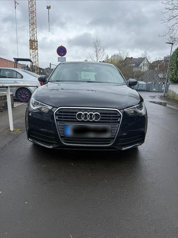 Gebraucht Audi A1 105 PS (77 kW) 2012 Schwarz Kleinwagen