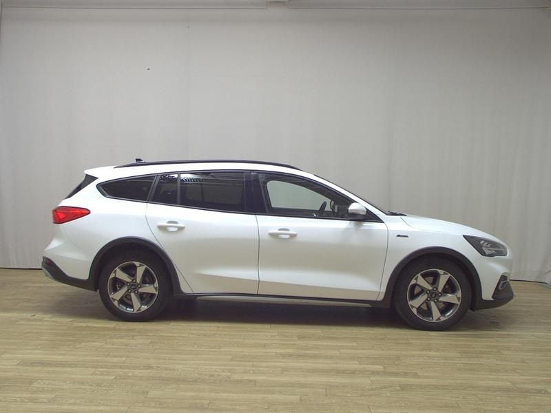 Frost weiss Gebraucht 2020 Ford Focus Active X Kombi | 14.680 € (Guter Preis) - Bild 1/4