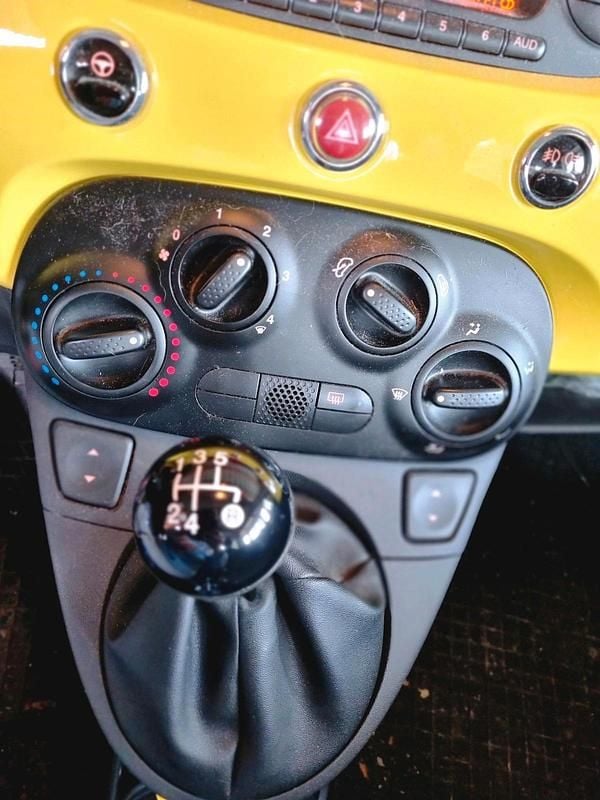 Gebraucht Fiat 500 69 PS (50 kW) 2011 Gelb Kleinwagen