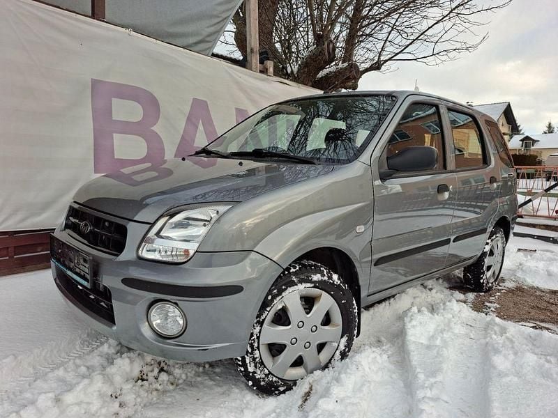 Grau Gebraucht 2006 Subaru Justy Kleinwagen | 3.950 € (Fairer Preis) - Bild 1/4