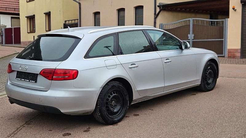 Gebraucht Audi A4 143 PS (105 kW) 2008 Silber Limousine