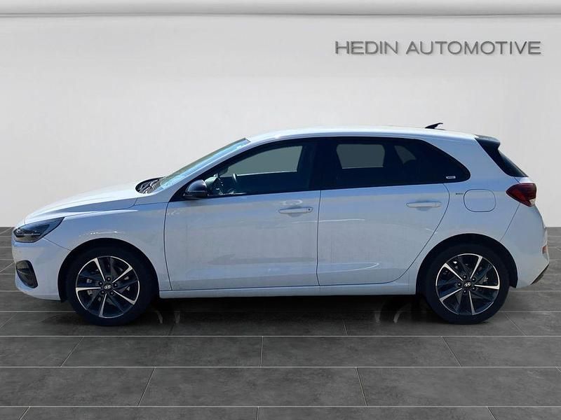 Gebraucht Hyundai i30 Advantage 101 PS (74 kW) 2025 Weiß Limousine