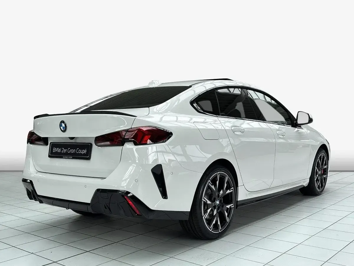 Neu BMW 220 M Sport 170 PS (125 kW) 2026 Weiß Coupé