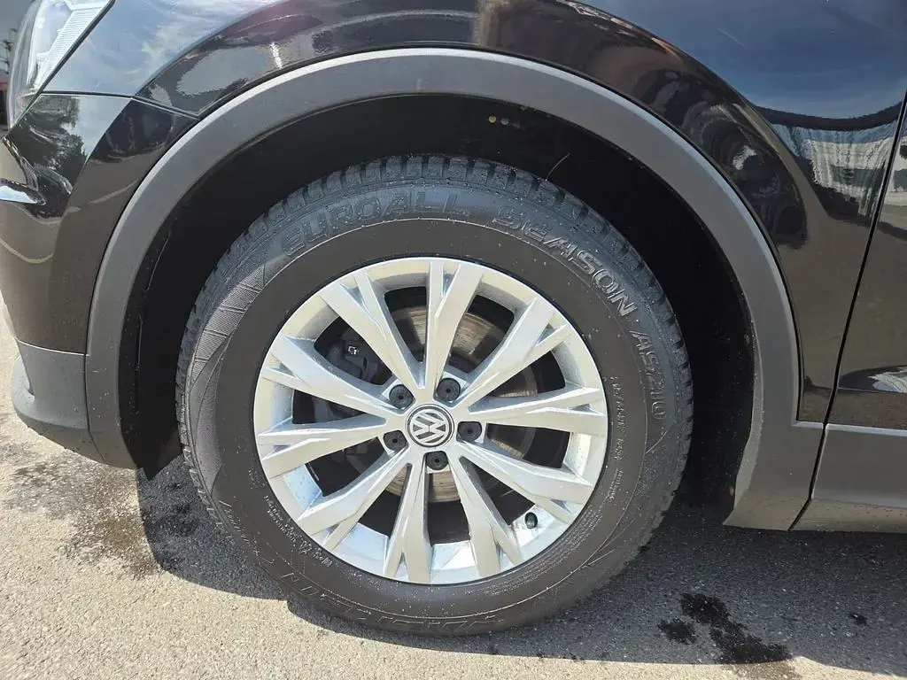 Gebraucht VW Tiguan Trendline 150 PS (110 kW) 2020 Schwarz SUV