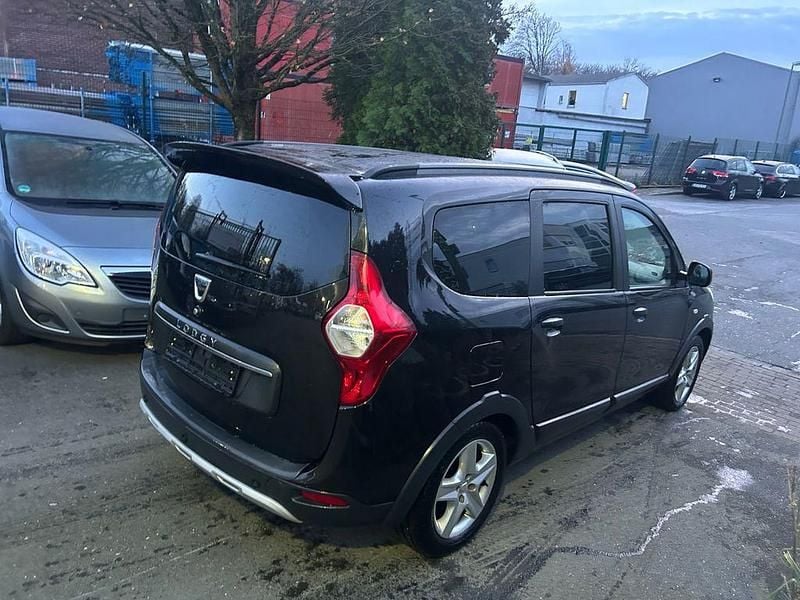 Gebraucht Dacia Lodgy Stepway 131 PS (96 kW) 2019 Schwarz Van / Kleinbus