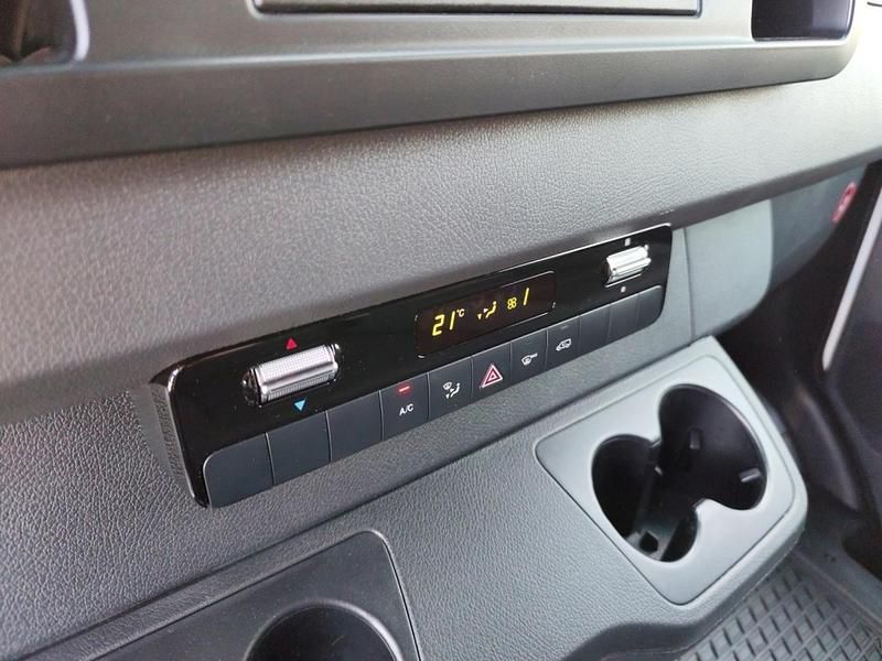 Używany Mercedes E-Sprinter 62 kW (85 KM) 2024 Biały Van
