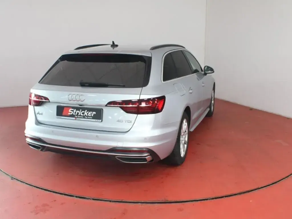 Gebraucht Audi A4 Advanced Plus 204 PS (150 kW) 2022 Silber Kombi