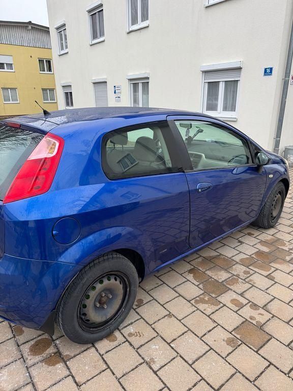 Blau Gebraucht 2006 Fiat Grande Punto Active Kleinwagen | 2.000 € (Fairer Preis) - Bild 1/4