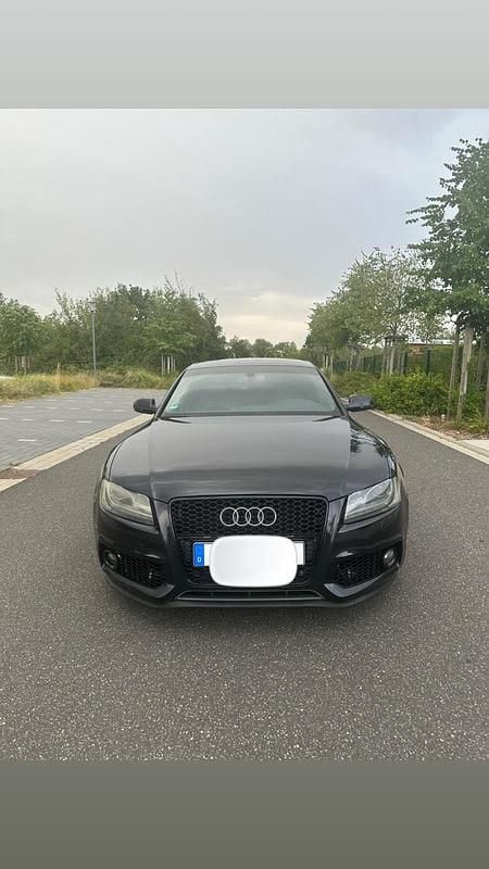 Schwarz Gebraucht 2011 Audi A5 Coupé | 11.800 € (Etwas zu teuer) - Bild 1/4