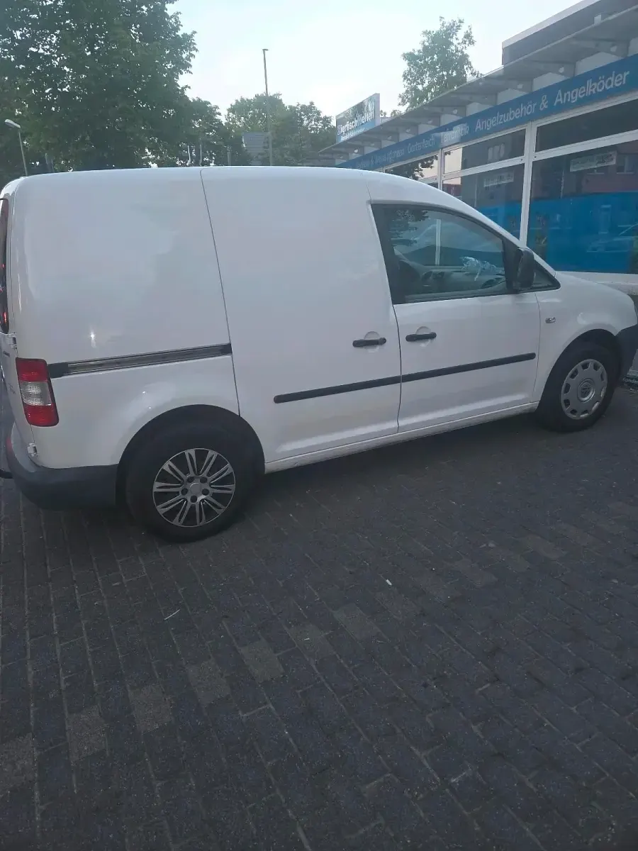 Gebraucht VW Caddy 109 PS (80 kW) 2009 Weiß Van / Kleinbus