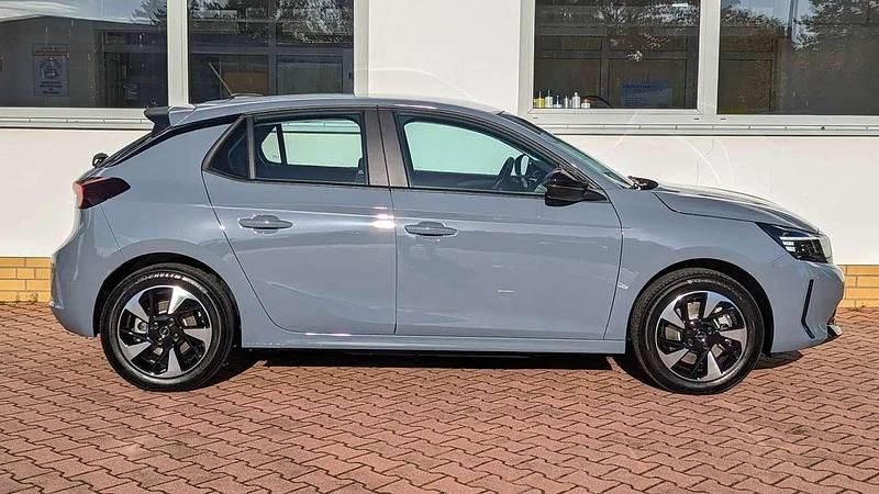 Gebraucht Opel Corsa-e 100 kW (136 PS) 2024 Grafik grau Kleinwagen