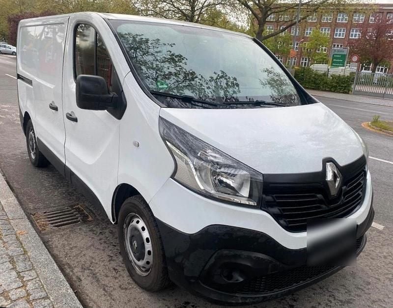 Gebraucht Renault Trafic 90 PS (66 kW) 2015 Weiß Van / Kleinbus