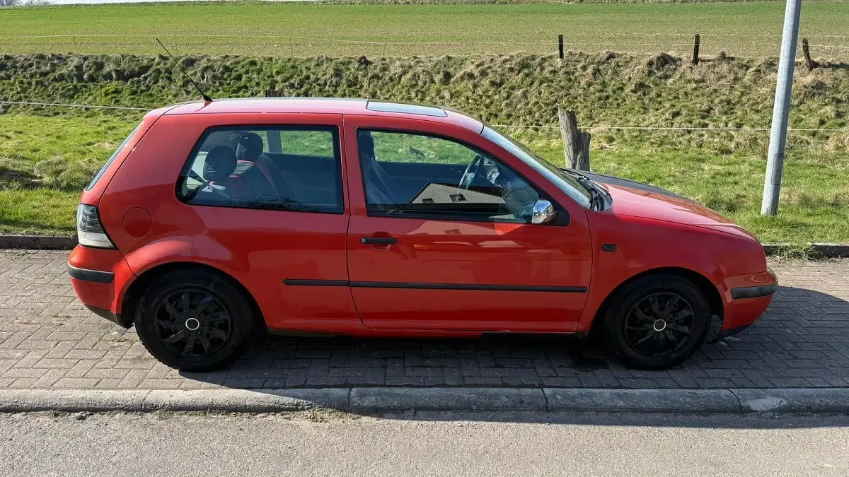 Gebraucht VW Golf III 101 PS (74 kW) 1998 Rot Limousine