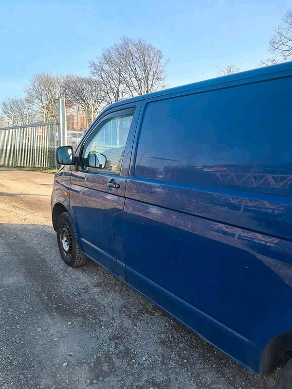 Second-hand VW Transporter 105 CP (77 kW) 2003 Albastru Van