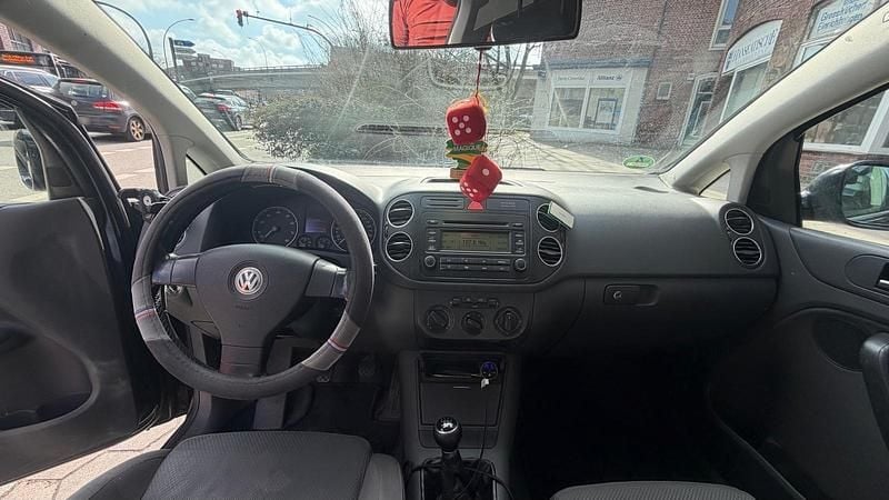 Gebraucht VW Golf IV 116 PS (85 kW) 2005 Schwarz Kleinwagen