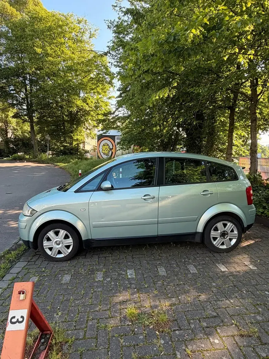 Gebraucht Audi A2 75 PS (55 kW) 2003 Grün Kleinwagen