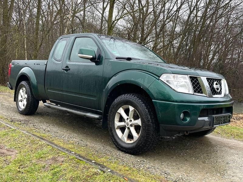 Gebraucht Nissan Navara 171 PS (125 kW) 2007 Grün Abholung