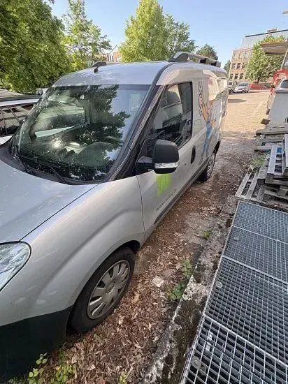 Gebraucht Opel Combo 95 PS (69 kW) 2018 Silber Van / Kleinbus