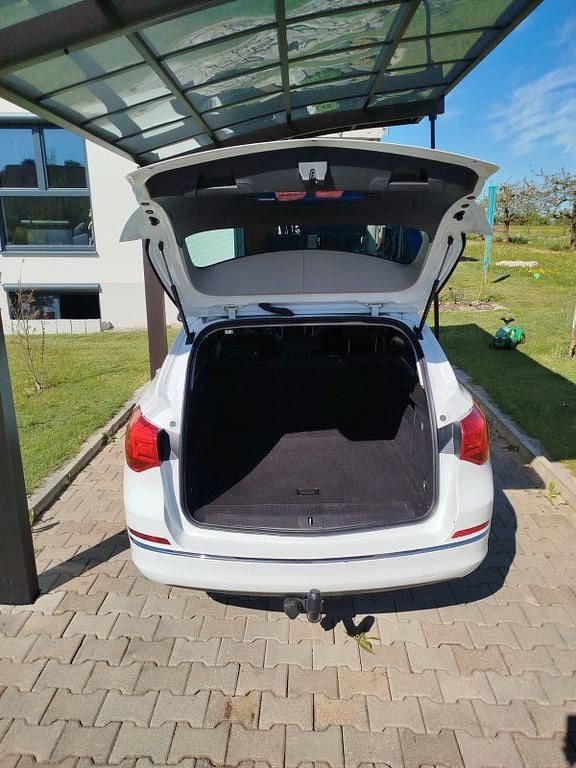 Brugt Opel Astra Edition 140 HK (102 kW) 2013 Hvid Stationcar